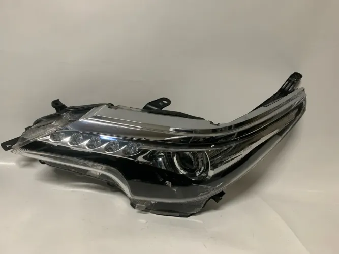 Farol Hilux Sw4 led  original restaurado 