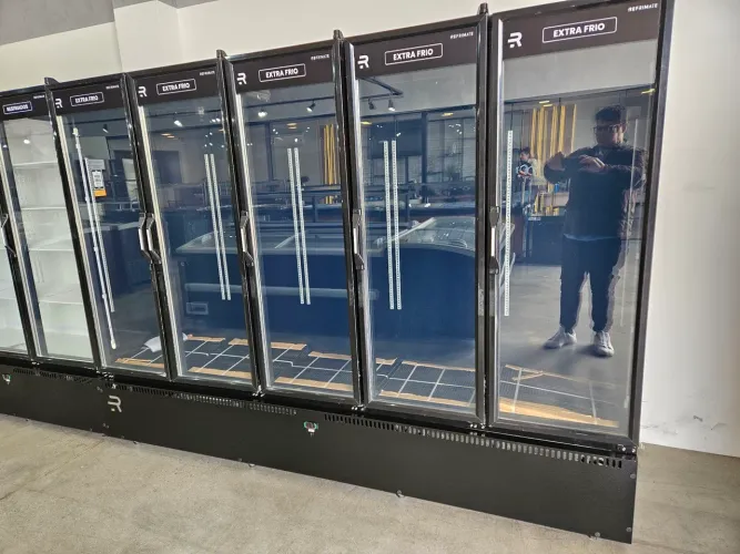 auto serviço 5 portas extra frio para cervejas e carnes - a pronta entrega