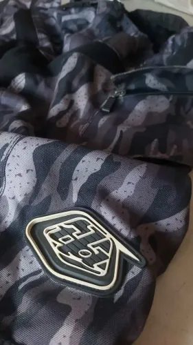 Bermuda troylee camuflada n42