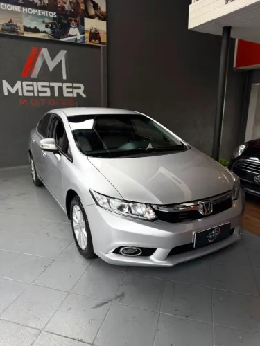 Honda Civic Sedan LXR 2.0 Flexone 16V Aut. 4P 2014