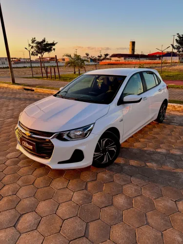 Chevrolet Onix Hatch LT 1.0 12V Flex Mec. 4P 2023