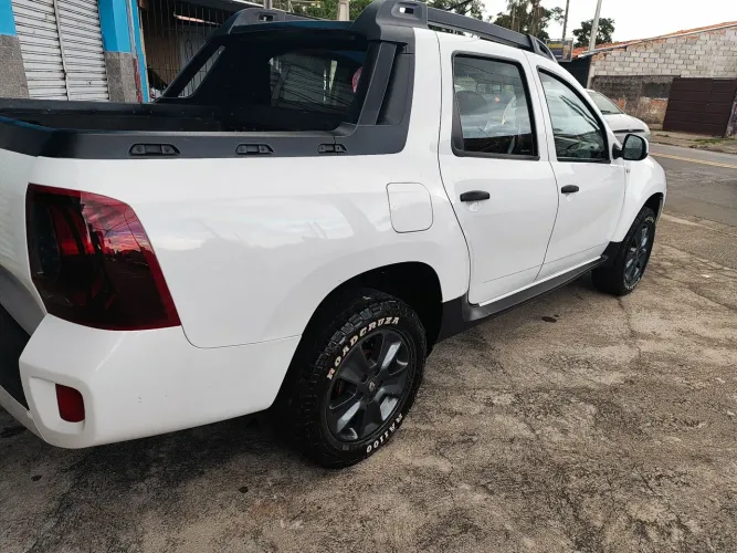Renault Duster Oroch Exp. 1.6 Hi-flex 16V Mec. 2017