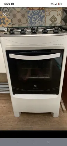 Entrega grátis! Fogão Eletrolux está novo praticamente tudo funcionando perfeitamente