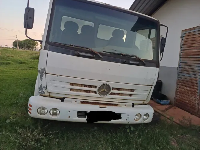 Caminhão 712c Mercedes