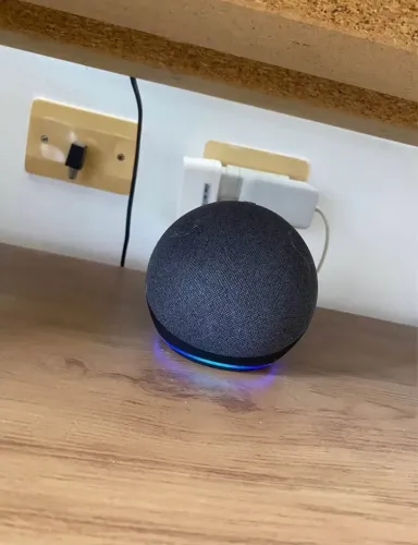 Echo Dot 4ª geração com Alexa ?
