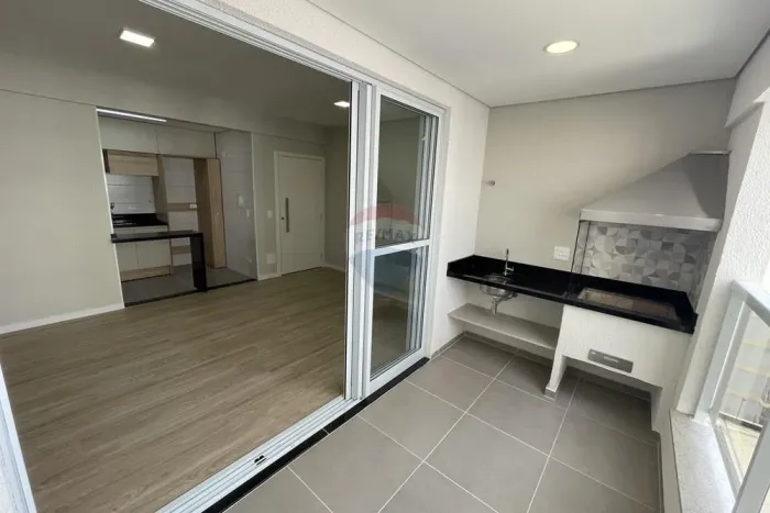 Apartamento para locação com 68,08m², dois dormitórios e uma suíte, no Condomínio Duetto,