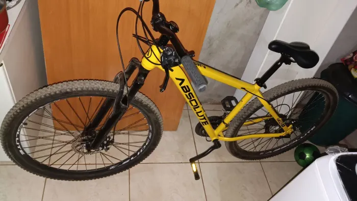 Bicicleta aro 29 (alumínio)c/nota estado de nova d/detalhes