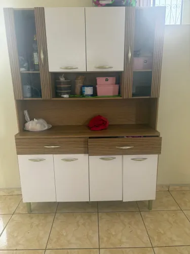 Armário de cozinha pequeno