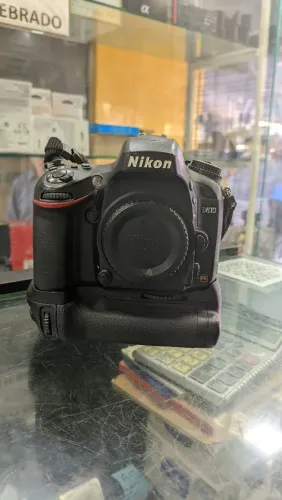 Câmera Nikon D610