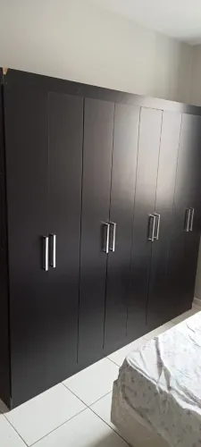 Doa-se Guarda Roupas