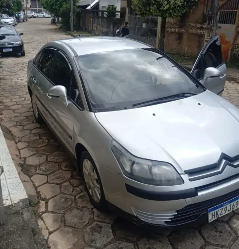 Citroen C4 Pallas GLX 2.0/ 2.0 Flex Aut. 2010