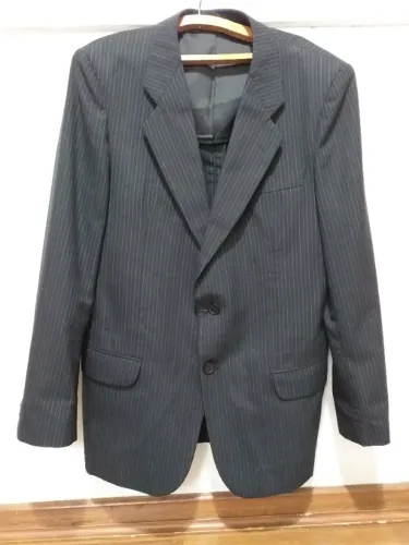 Blazer de Alfaiataria Clássico Risca de Giz - Preto (Excelente Estado)