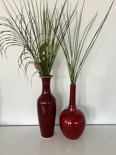 Par de Vasos em Cerâmica Vermelha - 40cm e 35cm