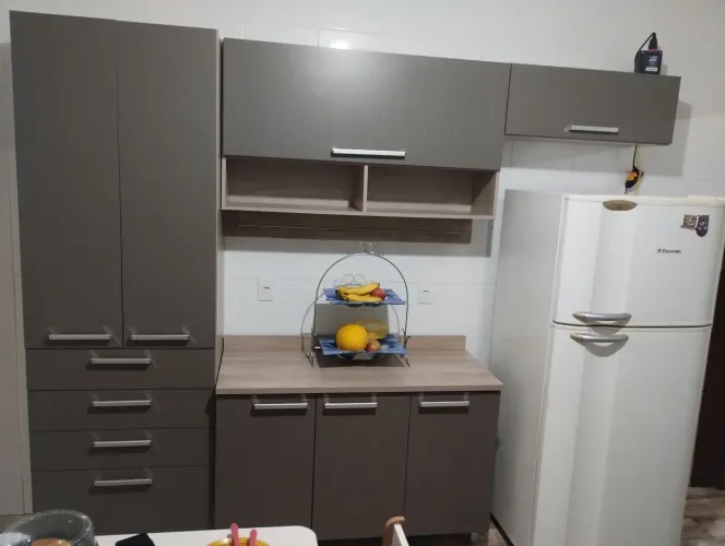 Armário de cozinha completo 