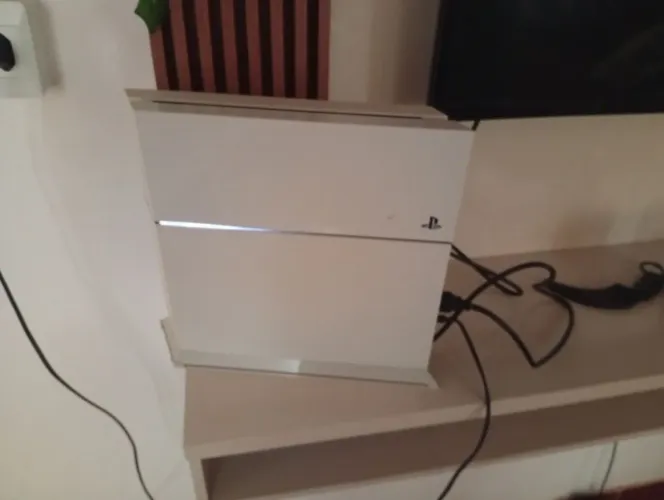 Ps4 FAT branco