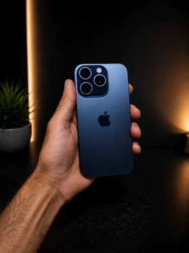  iPhone 15 Pro 128GB -Semi Novo - AMERICANO 