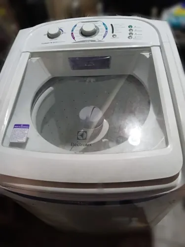 Máquina de Lavar Electrolux Turbo Economia 13kg - Usada, com pequenos defeitos