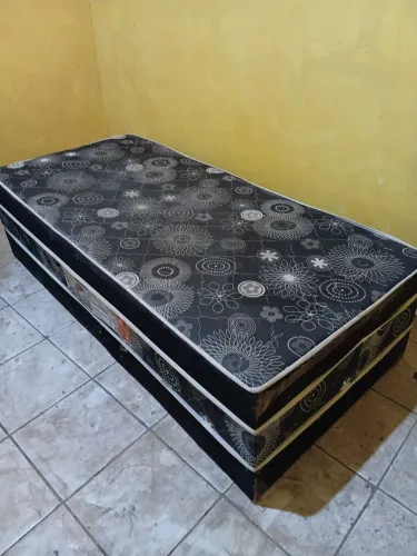 Cama de solteiro