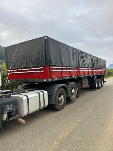 Carreta LS COM Pneus