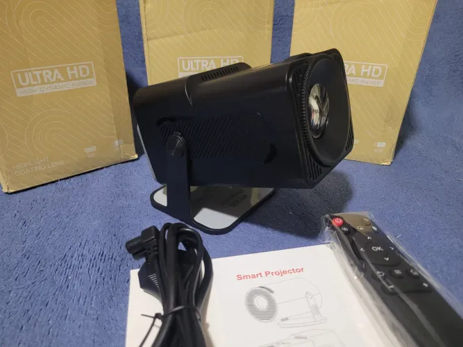 Projetor HY 320 lacrado