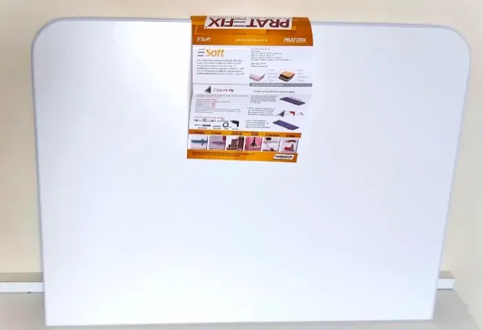 Prateleira Nova, Branca, 45x60cm. Marca: Platefix, Modelo: SOFT, acabamento emborrachado.