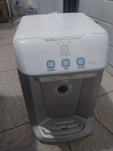 Purif de água