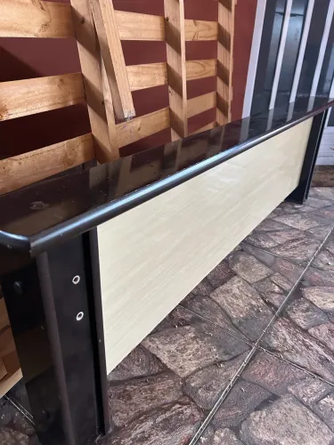 Cama de Casal com Estrado Bem Conservada
