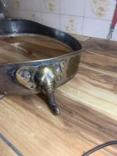 Suporte para Bandeja antigo alças de elefante metal