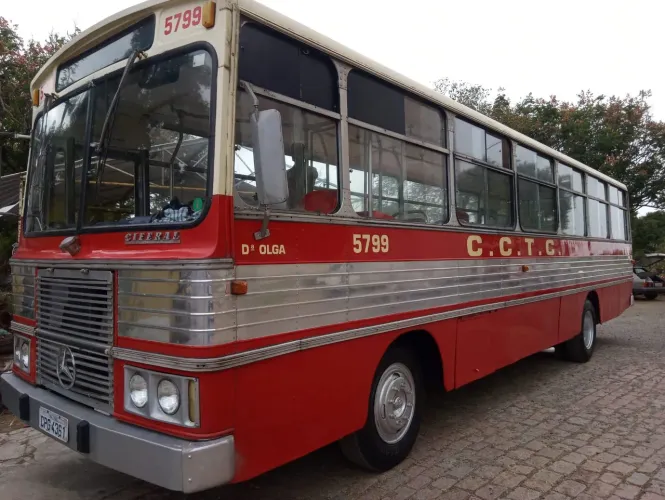 Ônibus antigo Ciferal, lpo 1113 reliquia