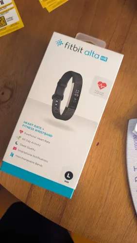Fitbit Alta HR
