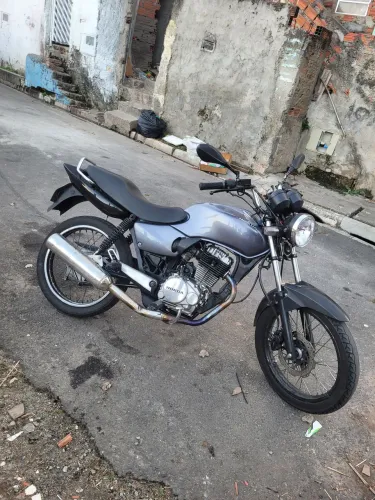  , motor de strada 200, partida elétrica .pequeno problema , escapou a corrente de comando