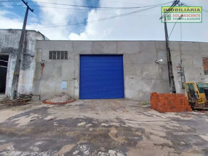 Galpão para alugar, 684 m² por R$ 8.000,00/mês - Paupina - Fortaleza/CE