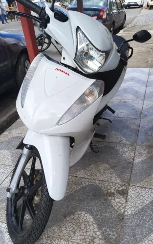 Biz 125 2015