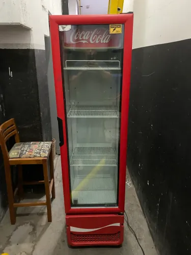 Geladeira da coca cola slim