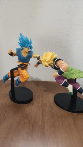 DRAGON BALL SUPER - GOKU VS BROLY