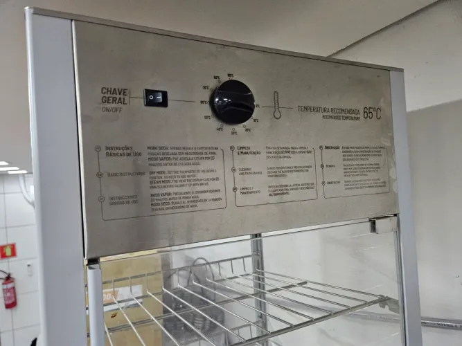  ESTUFA COM RESERVATÓRIO DE AGUA VAPOR TITA 