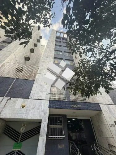 Sala residencial 25m² (fundo) no Barro Preto 1 vaga, 1 banheiro | BH