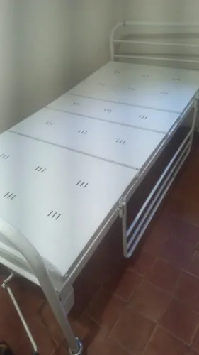 Vende-se cama médica
