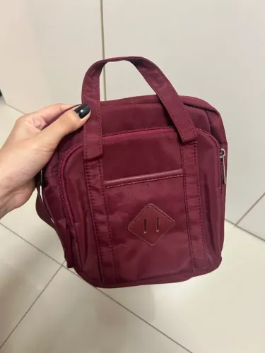 Bolsa da Imaginarium na cor vinho 
