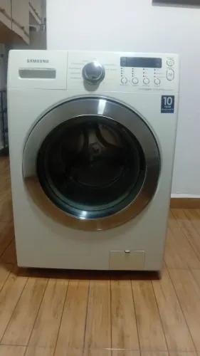 Lava e seca da Samsung nova RS.1.200