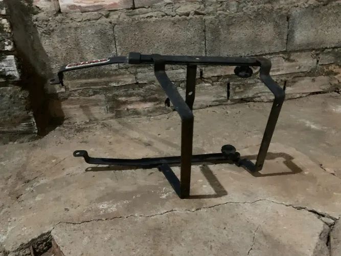 Suporte para baú Chapam YBR 2008