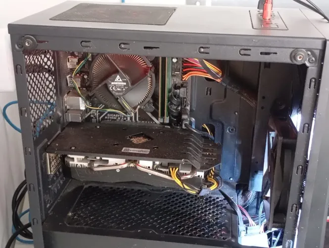 Computador i3 9100f RX 580
