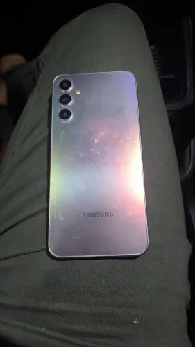 SAMSUNG ( A 34 ) 350,00