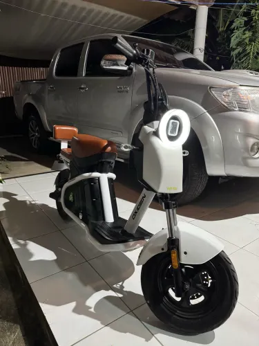 SCOOTER ELÉTRICA OXIGEN 800W - SEMINOVA