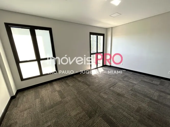 Excelente sala comercial ao lado do metrô São Judas