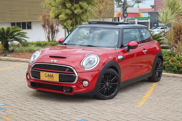 Mini Cooper S 2.0 Turbo 16V 3P Aut. 2015