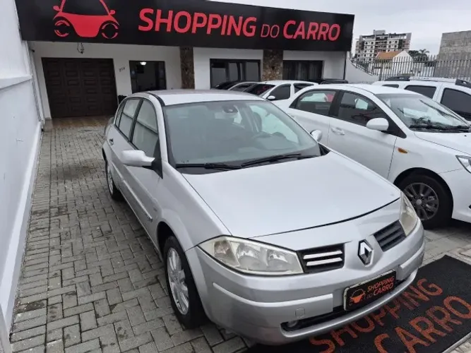 Renault Megane Sedan Dynamique Hi-flex 1.6 16V 2011