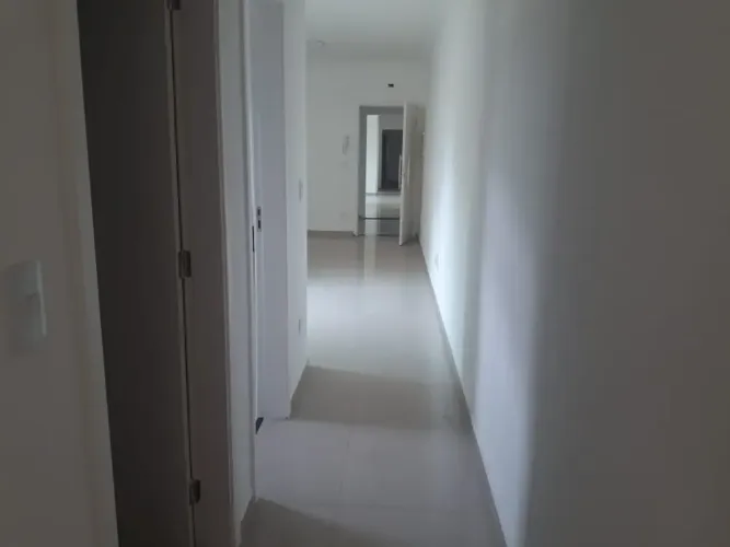 Apartamento com quintal para locação na Vila São Pedro próximo à UFABC