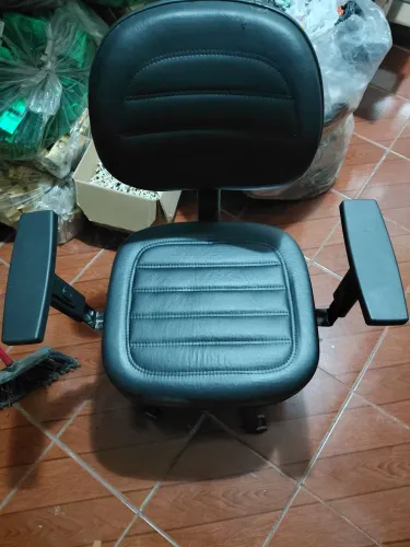 Cadeira para escritório giratória 