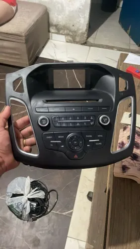 Vendo este rádio original do Focus Ford Ka barato